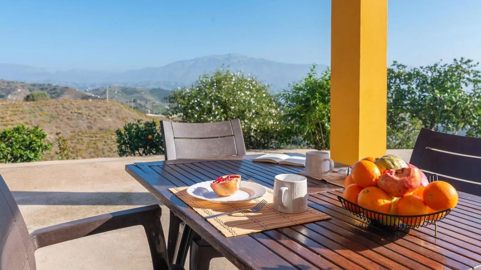 Holiday home Villa Pajaritos Iznate By Ruralidays