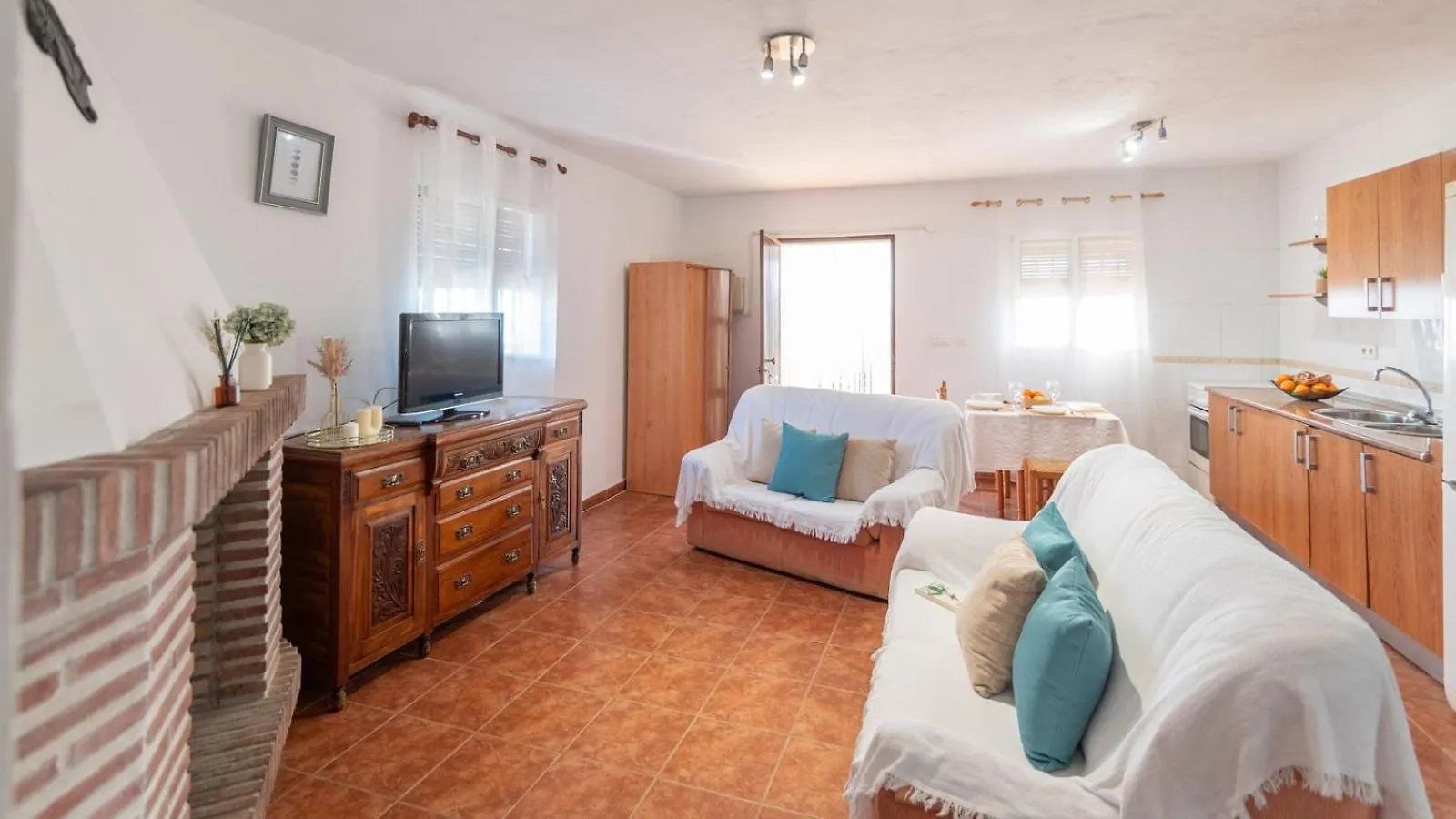 Villa Pajaritos Iznate By Ruralidays Holiday home